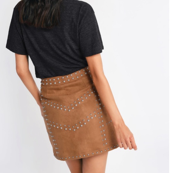 TOBI - JEANNETTE STUDDED FAUX SUEDE A-LINE SKIRT - Picture 4 of 6